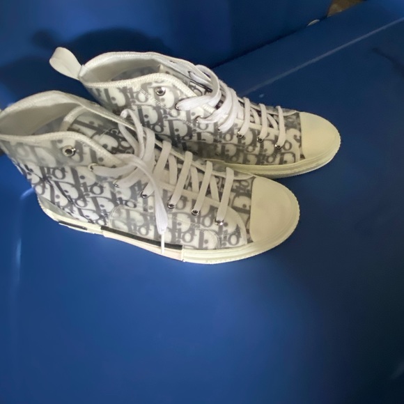 B23 HIGH-TOP SNEAKER - Picture 3 of 3